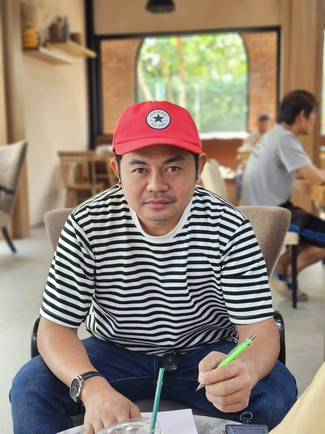 คุณอุกฤษ กรรณิการ์ 